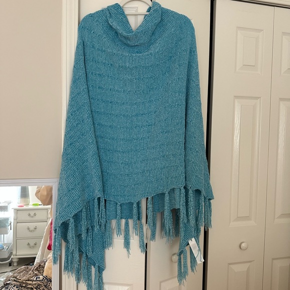 LuLaRoe Blue Shrug with Fringe - Picture 5 of 16